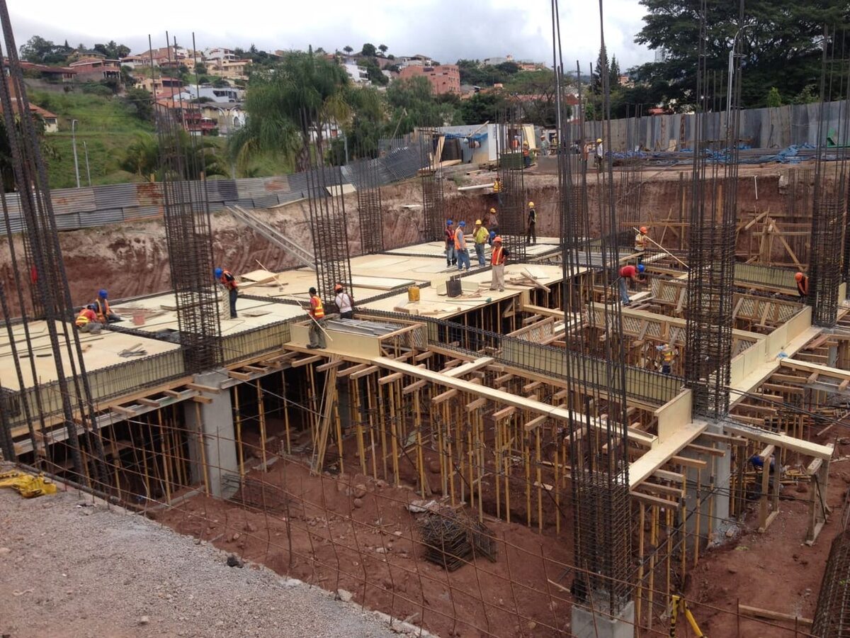 Construcción con contrachapados fenólicos