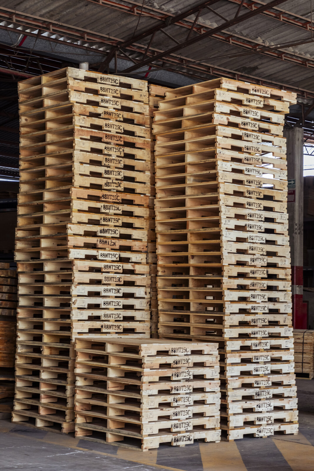 Tarimas de pino INFORES Europallet y a la medida